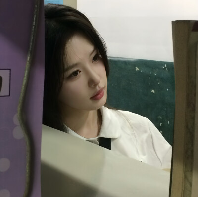  ☾⋆᭄  女生头像