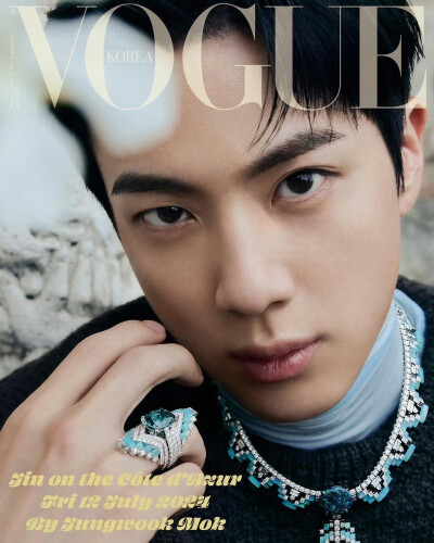 金硕珍
240911 VogueKorea