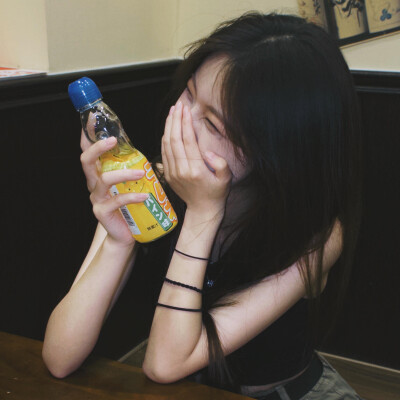 孤独像无人送粥的重感冒