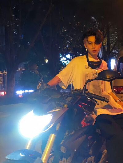 k总：以前的我能玩死你们