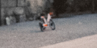 在这个为你铸造的乌托邦里 同样也嘈杂着许多谎言