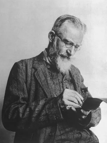 萧伯纳（George Bernard Shaw，1856-1950），英国著名剧作家