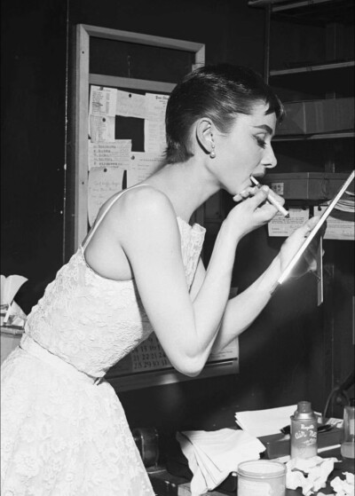 Audrey Hepburn，1954