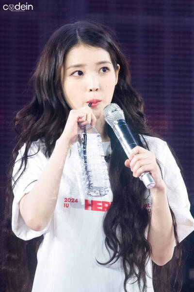 IU