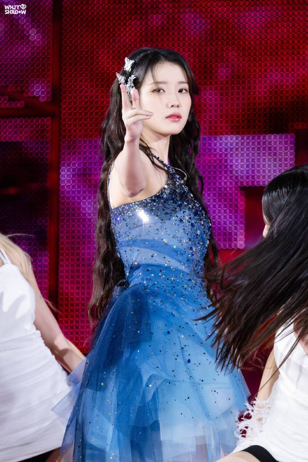 IU