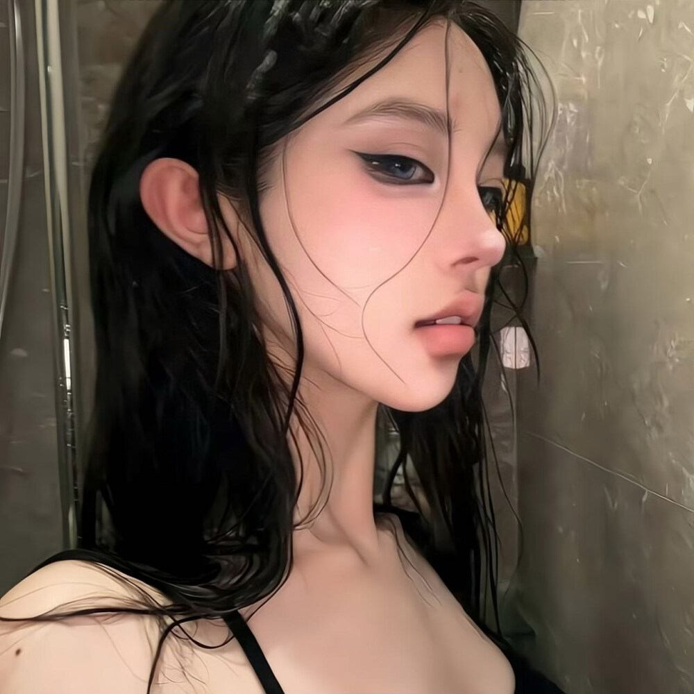 女头