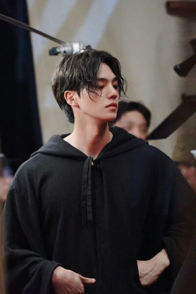 宋江₍˄·͈༝·͈˄*₎◞ ̑̑