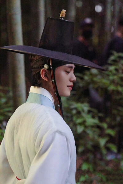 宋江₍˄·͈༝·͈˄*₎◞ ̑̑