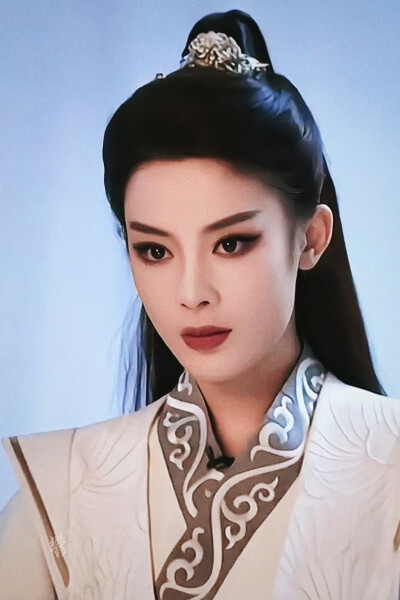 陈丽君
