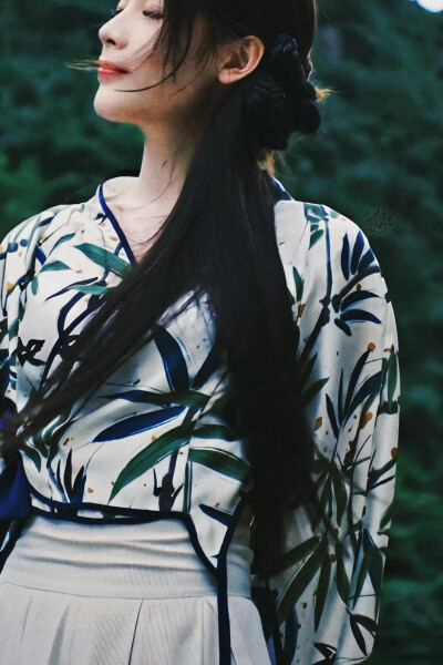 陈丽君