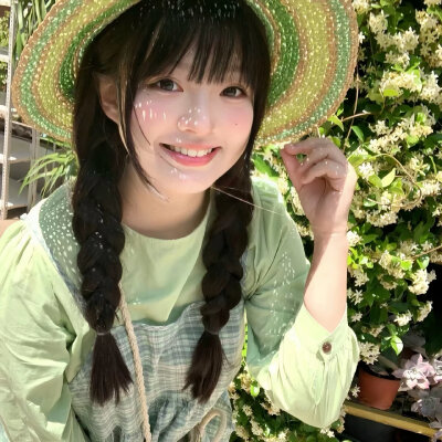 绿色女头⑅˃◡˂⑅