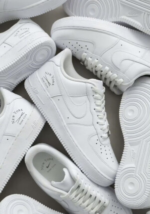 Nike Air Force 1「Sushi Force One」