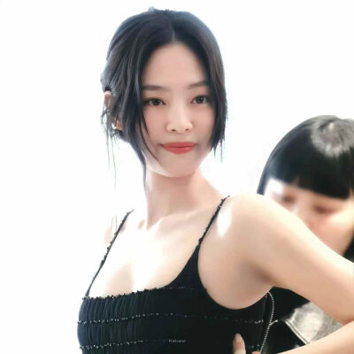 小年头像JENNIE金珍妮