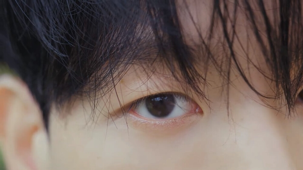 240825
BAEKHYUN Concept Film | World Ver.
#视屏截图
#边伯贤helloworld专辑
#专辑预告