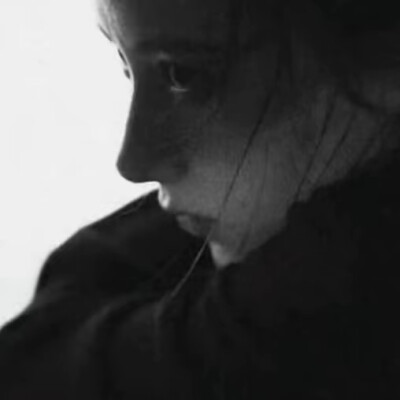黑白女头
