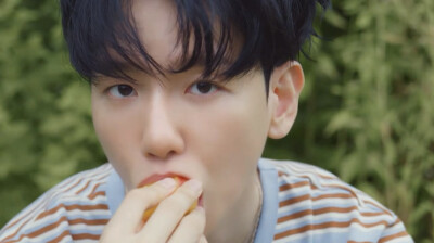 240825
BAEKHYUN Concept Film | World Ver.
#视屏截图
#边伯贤helloworld专辑
#专辑预告