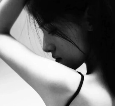 女头

