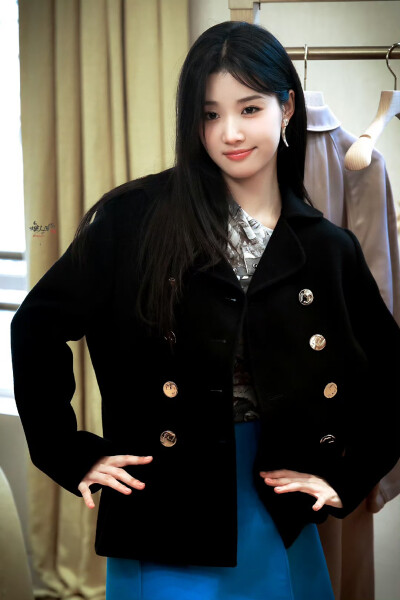 cr.无人及你丨卢昱晓