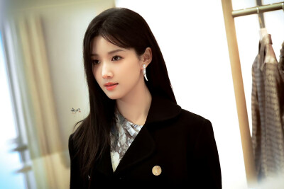 cr.无人及你丨卢昱晓