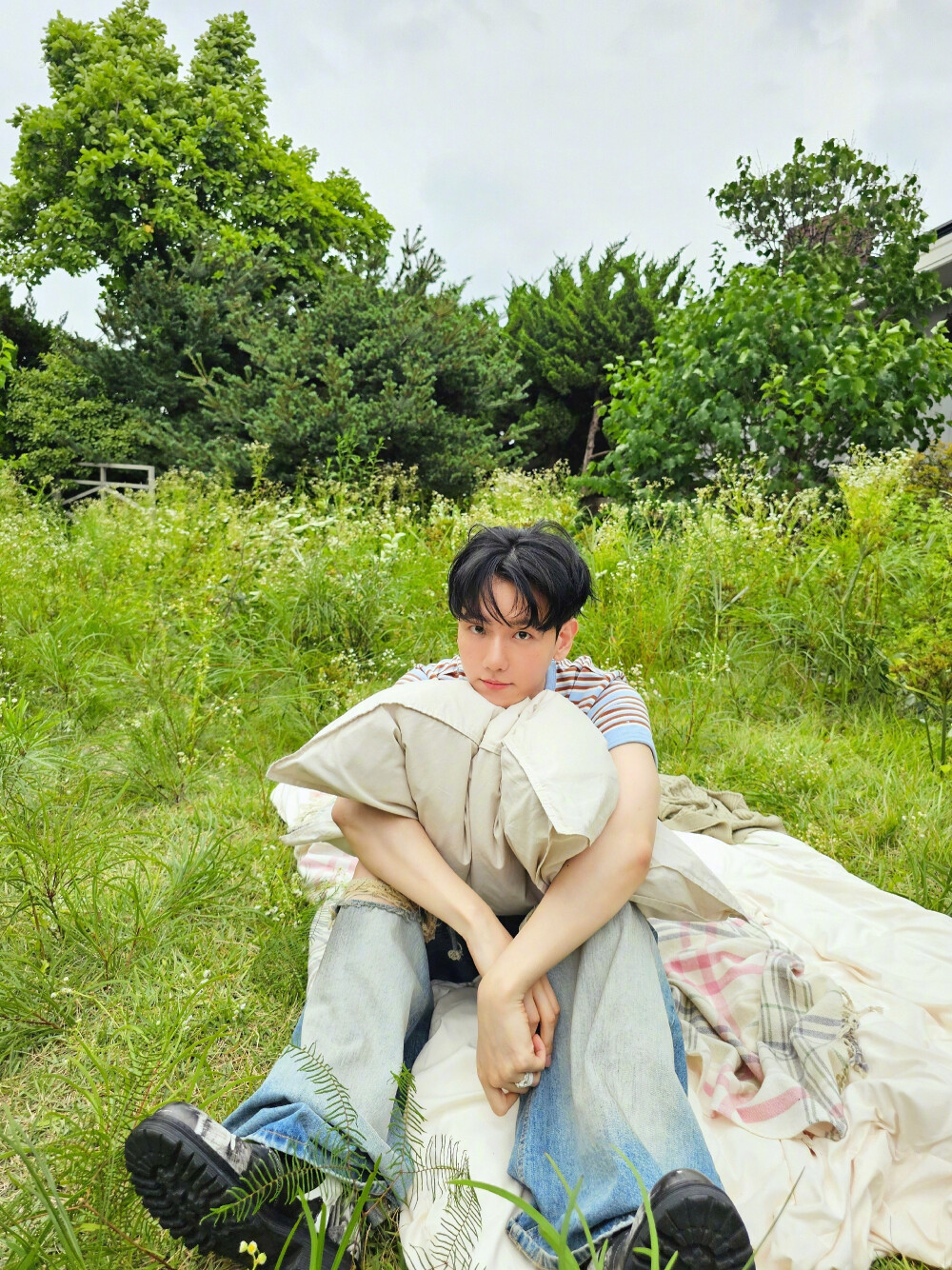 241008
【weverse】官咖更新 'Hello, World - The 4th Mini Album' | Concept Photo World Ver. Behind Photo 森系
#边伯贤helloworld专辑
#边伯贤weverse
#边伯贤2024 