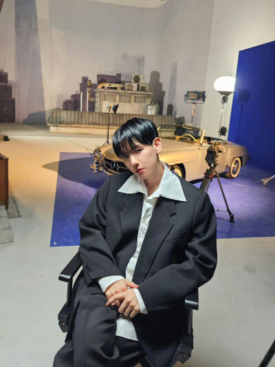 241007
【Weverse】个人官咖更新 伯贤 (BAEKHYUN) 'Hello, World - The 4th Mini Album' | Concept Photo Hello Ver. Behind Photo （1）
#边伯贤helloworld专辑 #边伯贤2024 #边伯贤weverse 