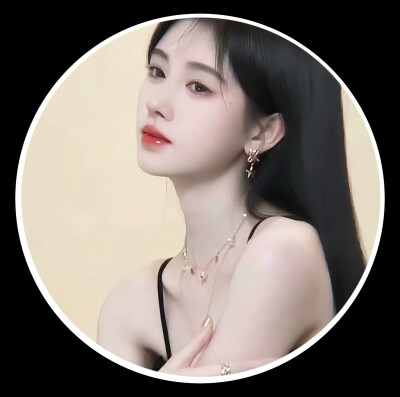 鞠婧祎圆框