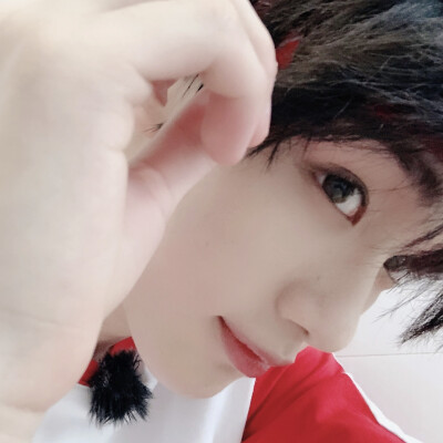 丁程鑫头像