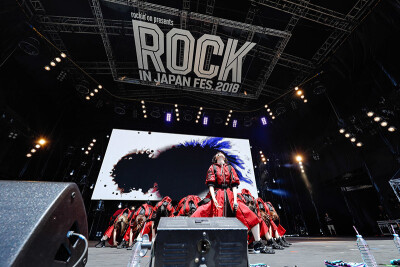 平手友梨奈
欅坂46 2018/8/4出演「ROCK IN JAPAN FESTIVAL 2018」
舞台：GRASS STAGE
歌单：
Overture
① 二人セゾン
② エキセントリック
③ もう森へ帰ろうか
④ 避雷針
MC
⑤ アンビバレント
⑥ AM1:27
…