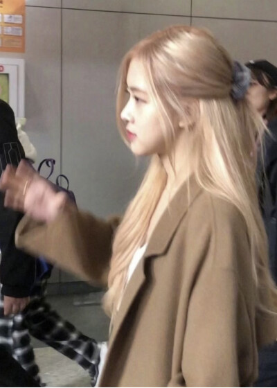 朴彩英