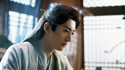 《春花焰》慕容璟和