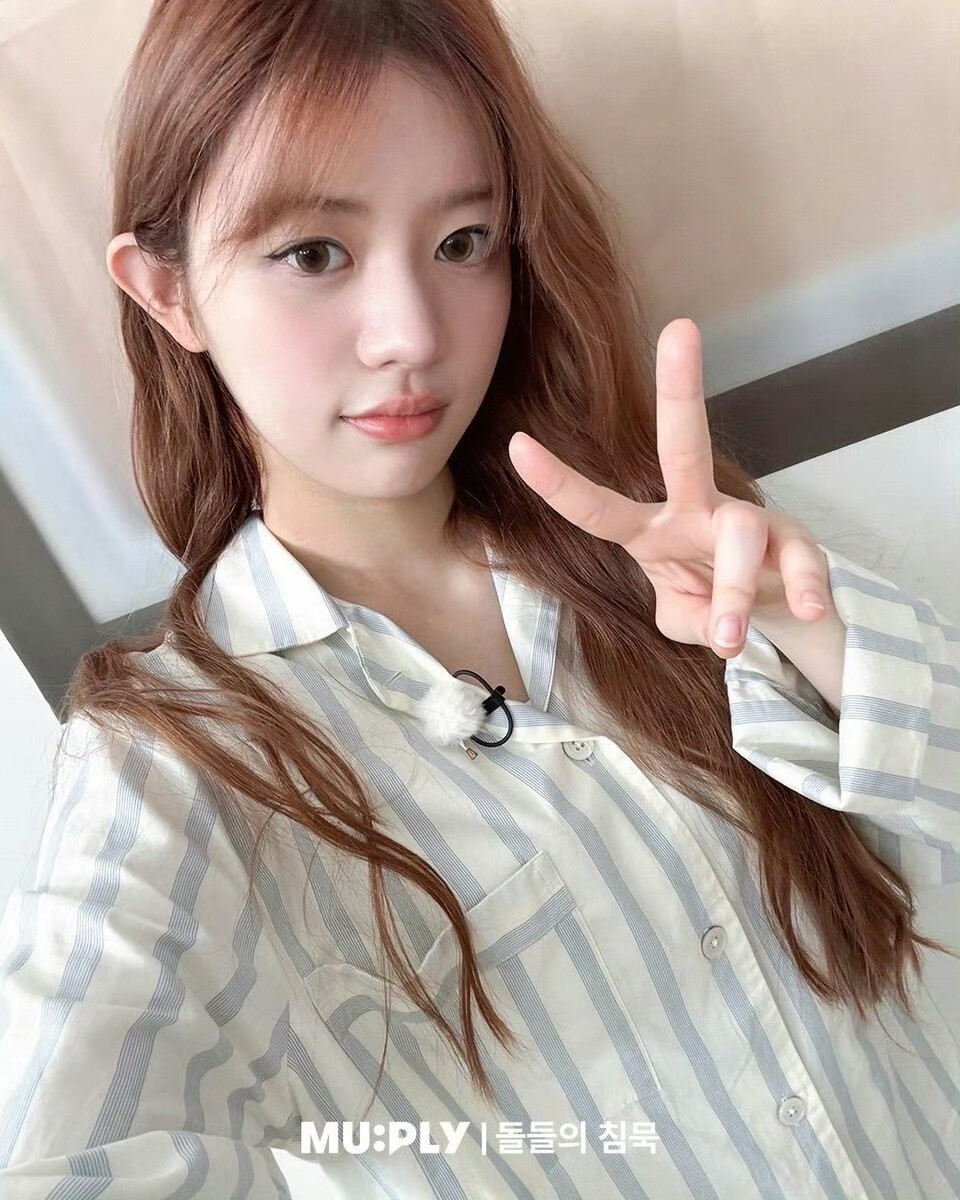 ILLIT MINJU