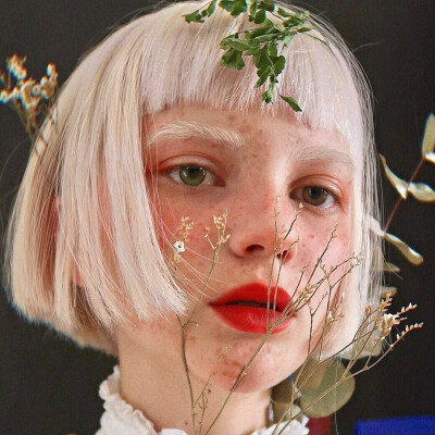 ins：katie_westwood