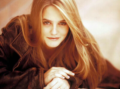 Alicia Silverstone