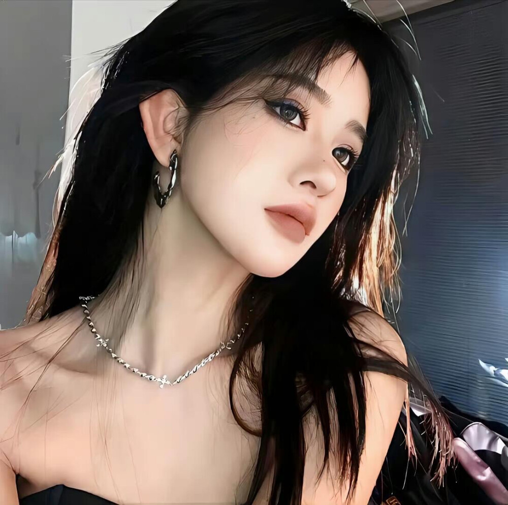 女生头像酷飒
