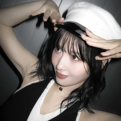 ₊˚ ᜊ all⁺♡love ᜊ ˚. ⊹
cr背着扬扬跑