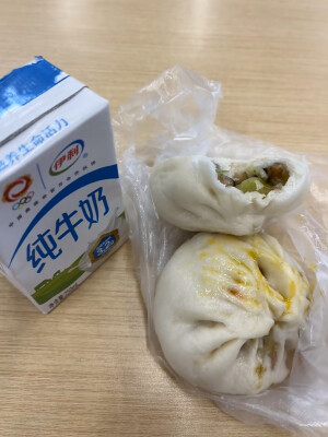 早餐 中餐 晚餐啊