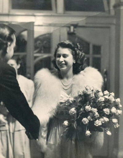 Her Majesty Queen Elizabeth II ，1947