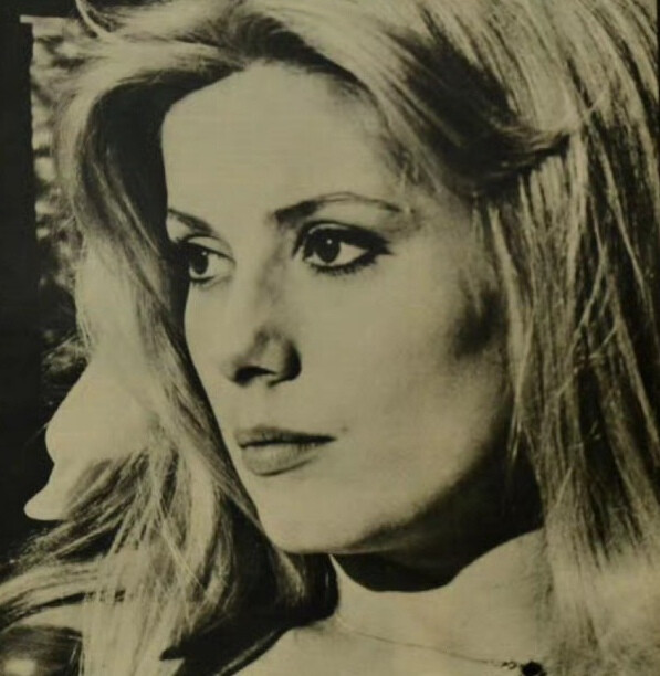 Catherine Deneuve 