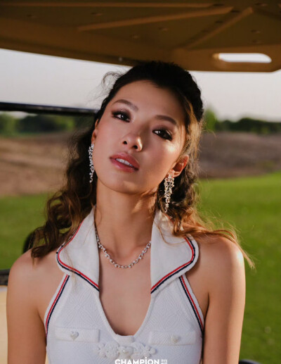 @何沐妮Golf 