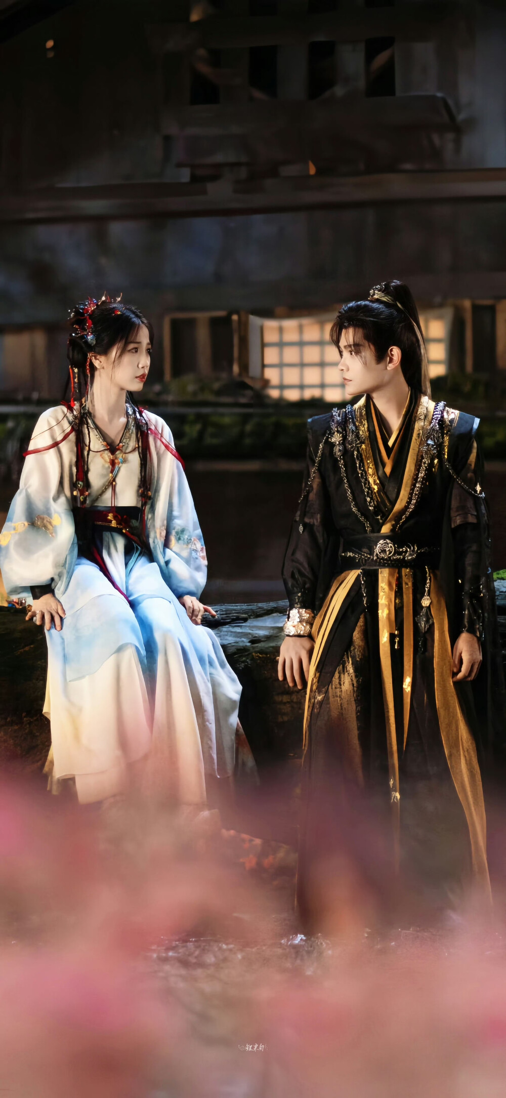 永夜星河×壁纸
cr：鲤栗旬