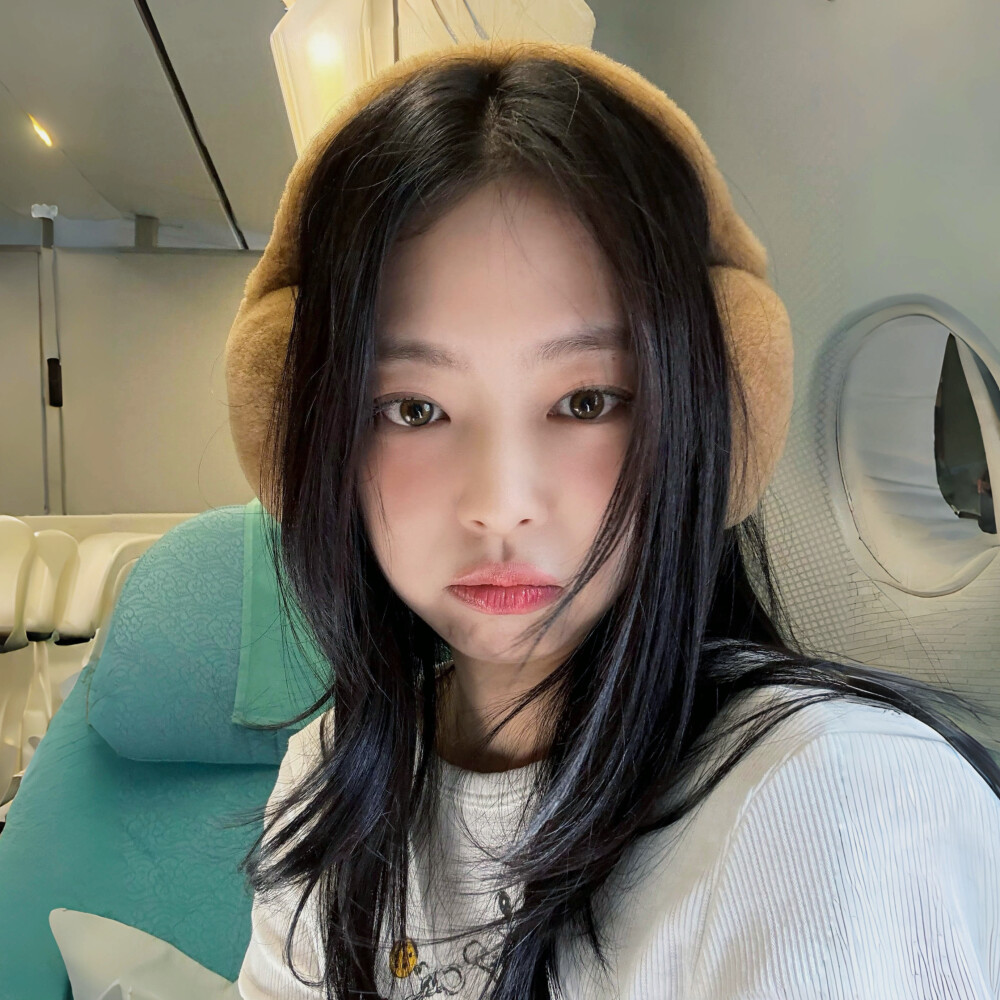 Jennie头像自修