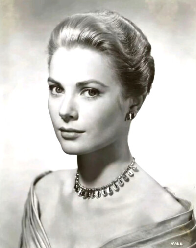 grace Kelly，1956