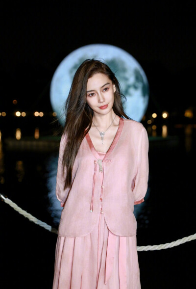 Angelababy