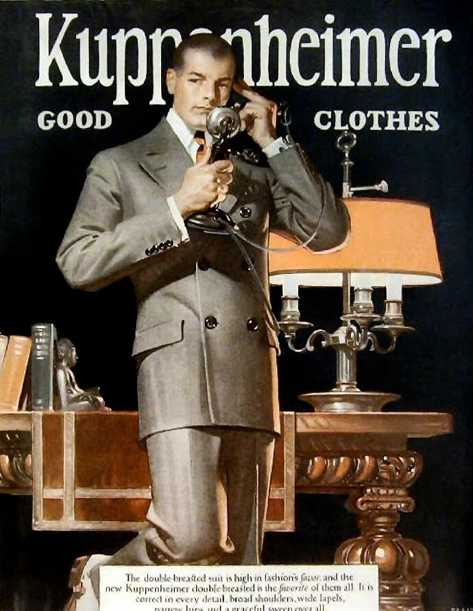 美国插画艺术家 Joseph Christian Leyendecker（1874 年 3 月 23 日 - 1951 年 7 月 25 日）出生于德国，他是 20 世纪初最杰出的插画艺术家之一。他一生绘制了很多海报、书籍和广告插图，就1896 年至 1950 年间，他画了 400 多本杂志封面，仅《周六晚报》就为其绘制了 322 张封面，并为其内页绘制了许多广告插图。他的成就在当时无人能及，几乎引导了现代杂志插图设计的整个理念导向。