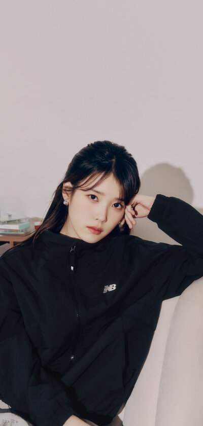 IU 壁纸