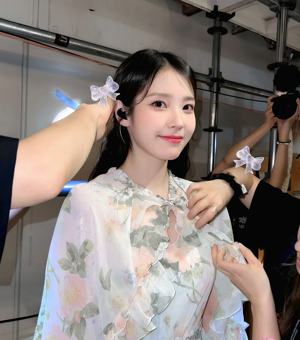 IU 头像