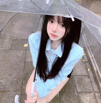 你在 我就开心☆₊> ·̫ <