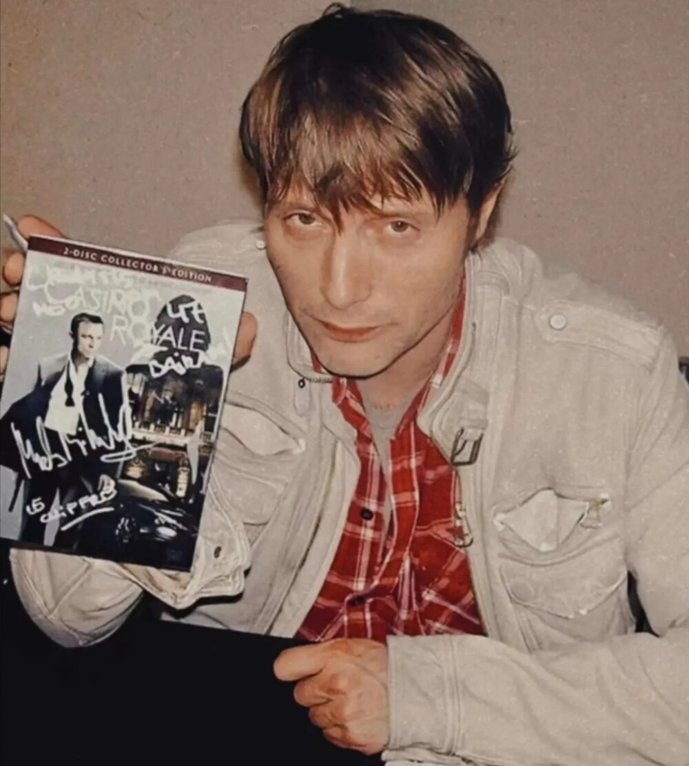 Mads Mikkelsen