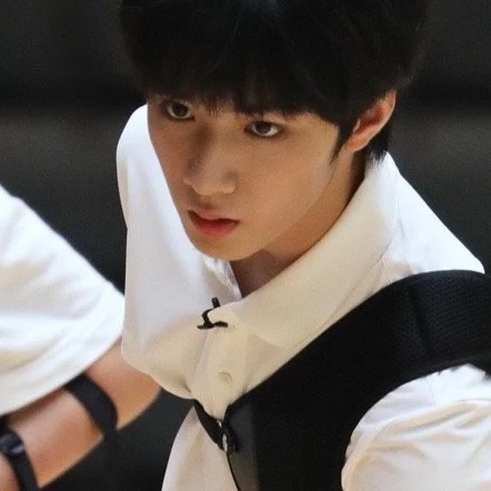 你总是盘旋在我脑海里面