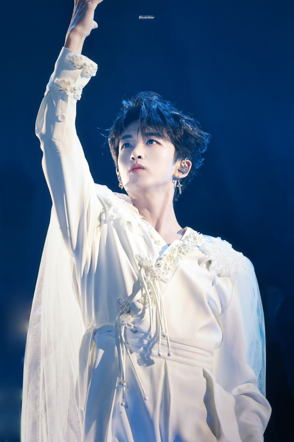 黄子弘凡_Lars
20241116｜ 《除了快乐禁止入内》北京站
cr：水印
